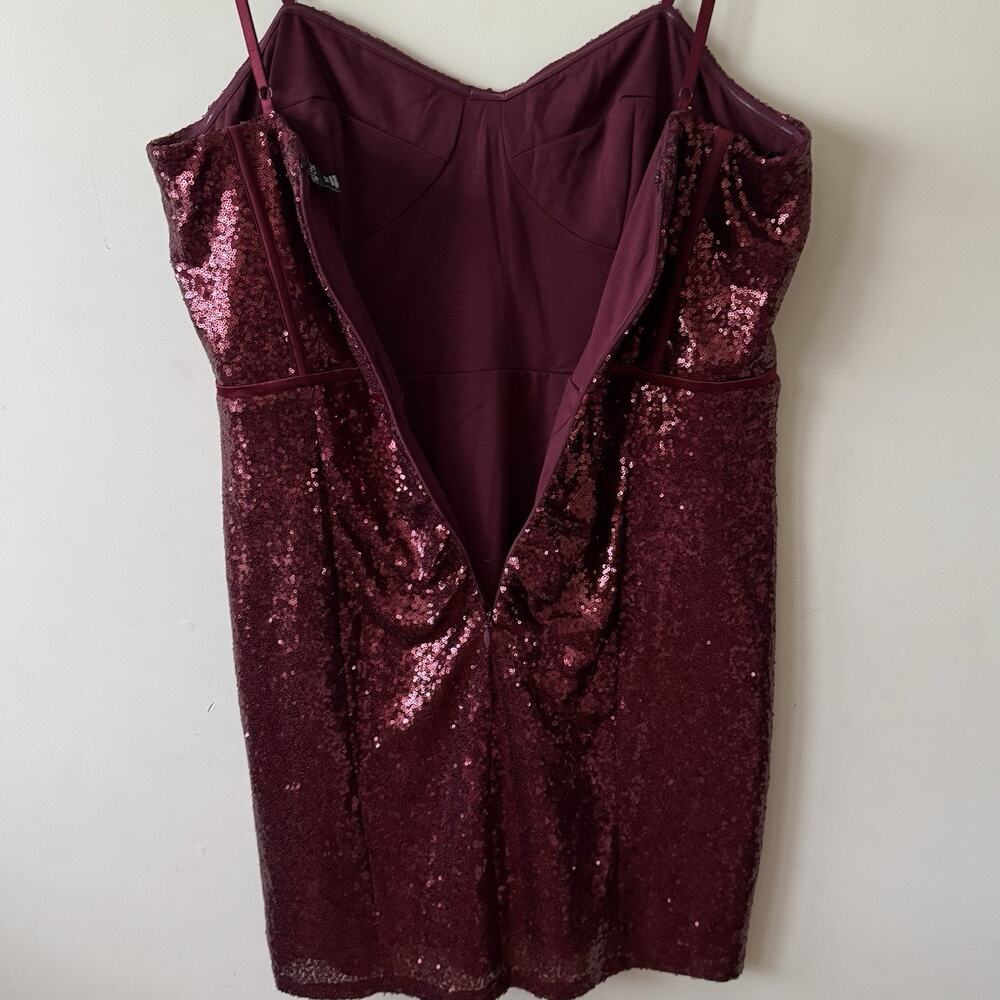 City Chic Burgundy Sequin Mini Dress Size 22 Sleeveless Cocktail Party Glam - Picture 10 of 16